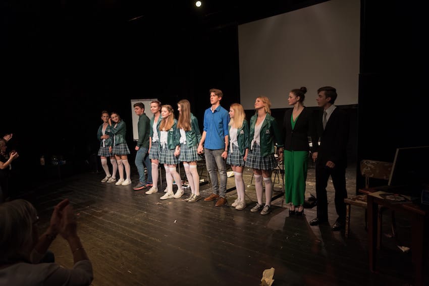 jugendtheater-kurs-die-welle
